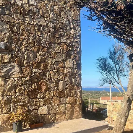 Il Mandorlo فندق مبيت وإفطار سانتا تيريزا غالّورا