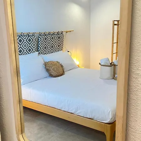 Il Mandorlo サンタ・テレーザ・ガッルーラ