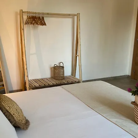 Il Mandorlo サンタ・テレーザ・ガッルーラ