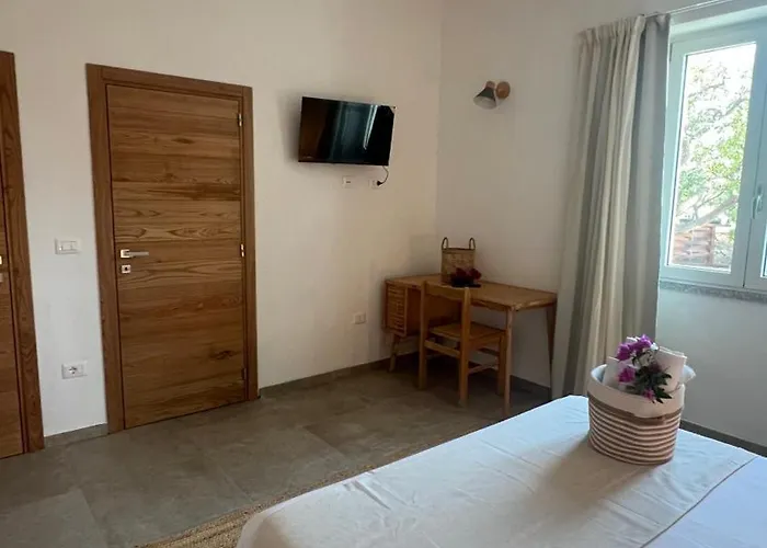 לינה וארוחת בוקר Il Mandorlo סנטה טרזה גאיורה